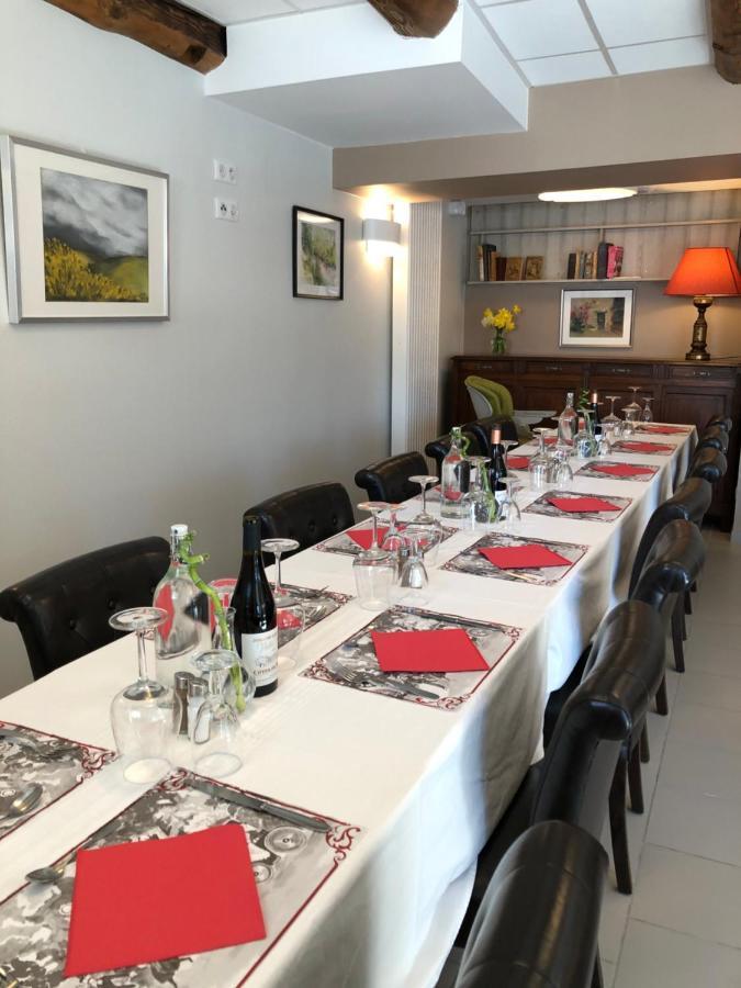 Auberge Du Cezallier Montgreleix Екстериор снимка