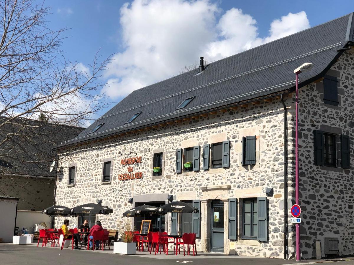 Auberge Du Cezallier Montgreleix Екстериор снимка