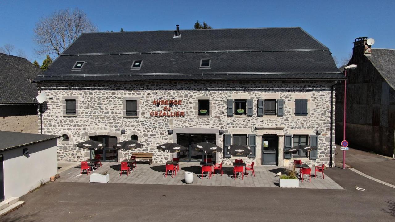 Auberge Du Cezallier Montgreleix Екстериор снимка