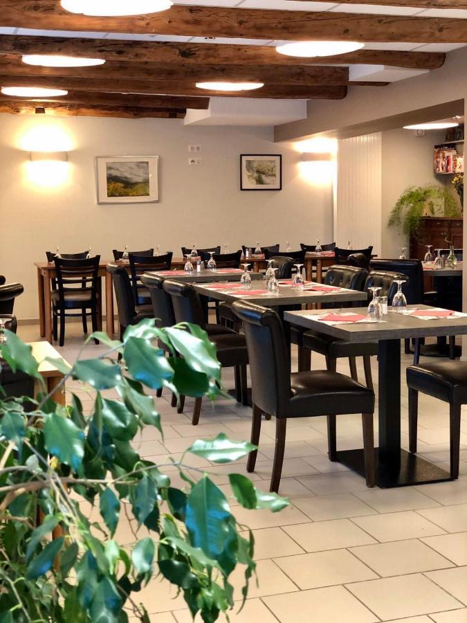 Auberge Du Cezallier Montgreleix Екстериор снимка