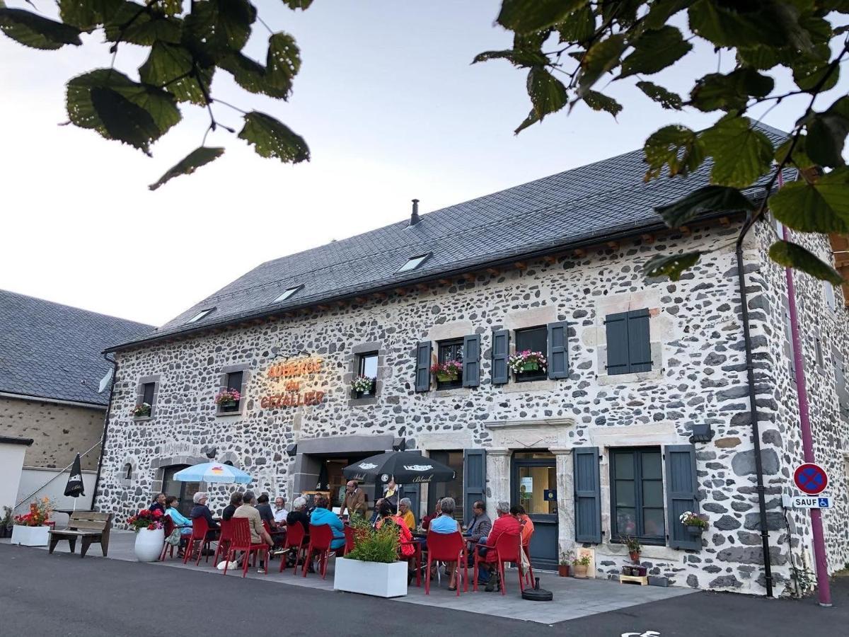 Auberge Du Cezallier Montgreleix Екстериор снимка